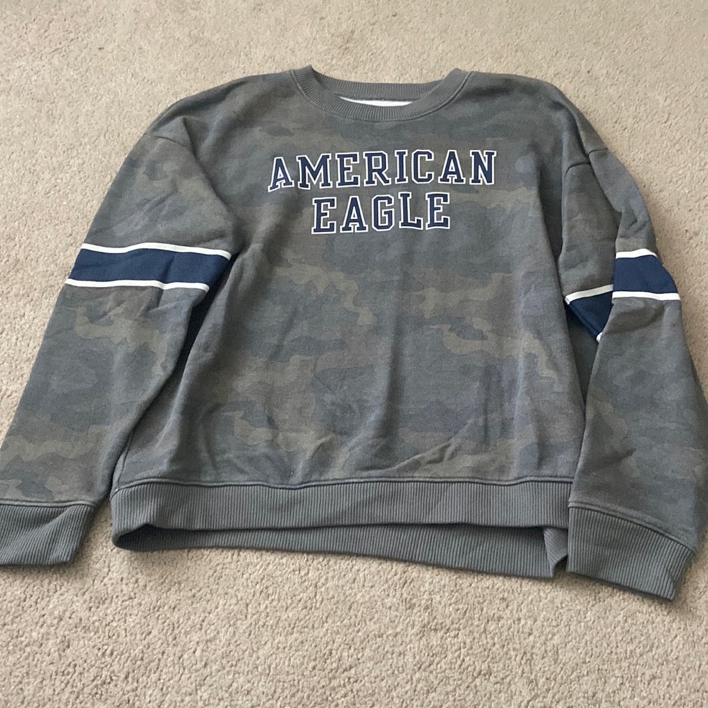 AE crewneck